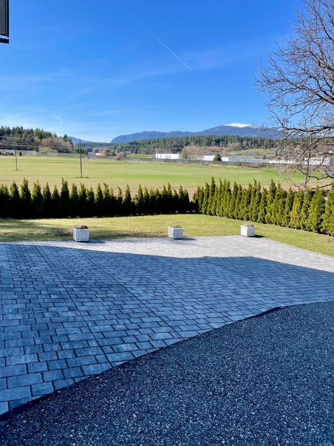 Ferienwohnung H&H Happy Holiday Velden am Wörthersee Exterior foto