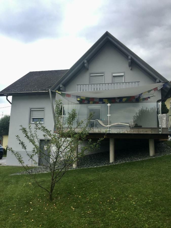 Ferienwohnung H&H Happy Holiday Velden am Wörthersee Exterior foto